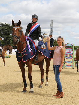 Emma-Jo Slater claims an exciting win in the National Grade C Champion Final Emma-Jo Slater claims an exciting win in the National Grade C Champion Final